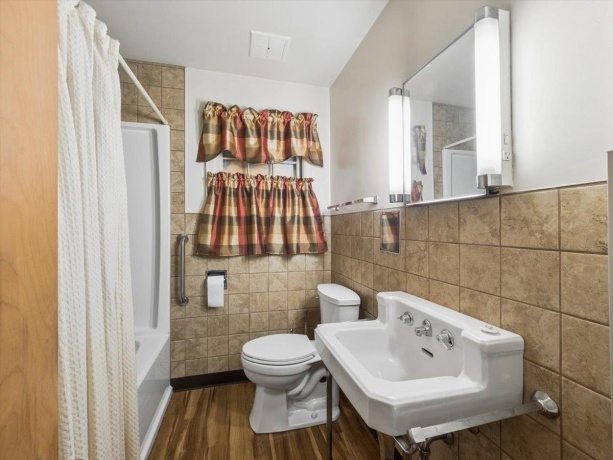 1740 East Gate, ROCKFORD, Illinois 61108, 3 Bedrooms Bedrooms, ,1 BathroomBathrooms,House,For Sale,East Gate,202602617