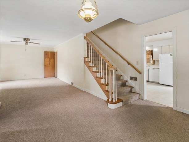 1740 East Gate, ROCKFORD, Illinois 61108, 3 Bedrooms Bedrooms, ,1 BathroomBathrooms,House,For Sale,East Gate,202602617