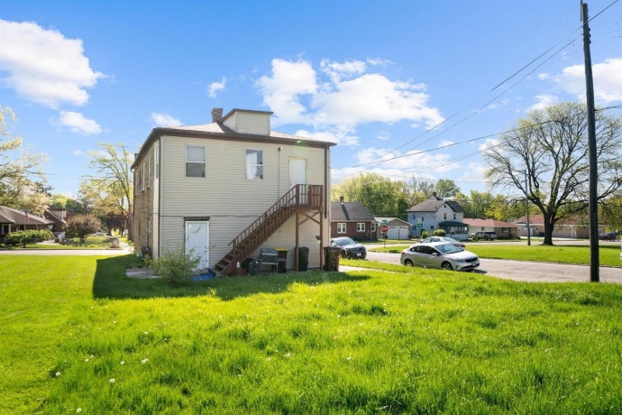 1539 Clifton, ROCKFORD, Illinois 61102, ,2 Units,For Sale,Clifton,202602624