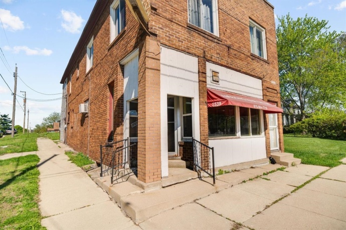 1539 Clifton, ROCKFORD, Illinois 61102, ,2 Units,For Sale,Clifton,202602624