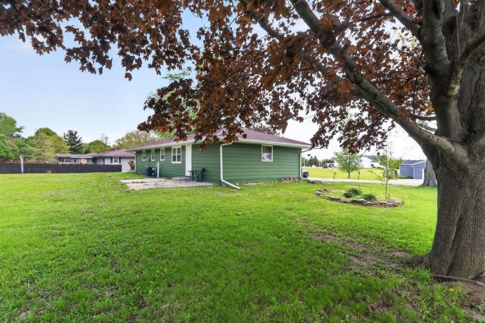 8320 Trudy, ROCKFORD, Illinois 61108, 3 Bedrooms Bedrooms, ,1 BathroomBathrooms,House,For Sale,Trudy,202602620
