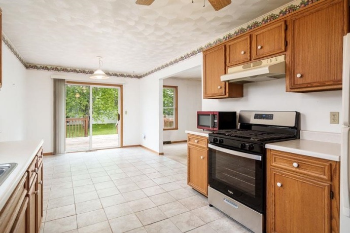 4812 PINE-AL, MACHESNEY PARK, Illinois 61115, 3 Bedrooms Bedrooms, ,2 BathroomsBathrooms,House,For Sale,PINE-AL,202602621