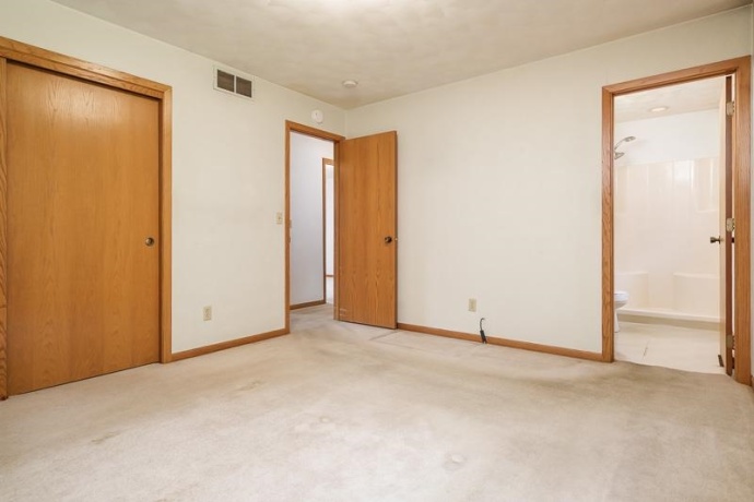 4812 PINE-AL, MACHESNEY PARK, Illinois 61115, 3 Bedrooms Bedrooms, ,2 BathroomsBathrooms,House,For Sale,PINE-AL,202602621
