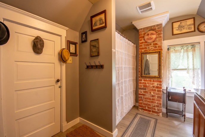 400 2nd, OREGON, Illinois 61061, 3 Bedrooms Bedrooms, ,1 BathroomBathrooms,House,For Sale,2nd,202602622