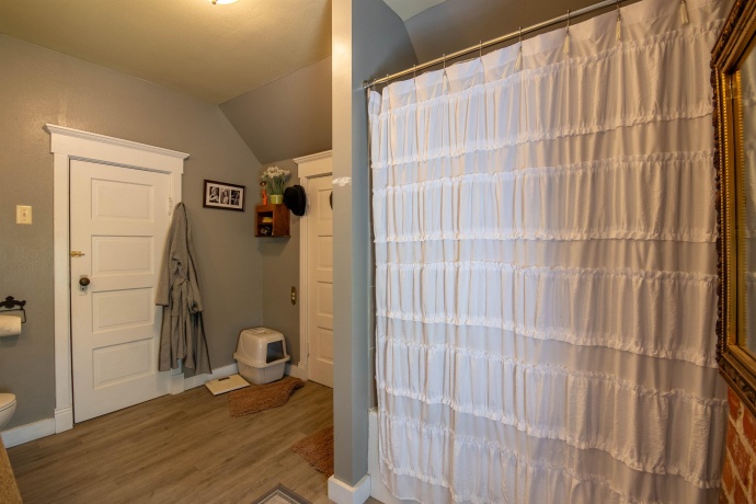 400 2nd, OREGON, Illinois 61061, 3 Bedrooms Bedrooms, ,1 BathroomBathrooms,House,For Sale,2nd,202602622