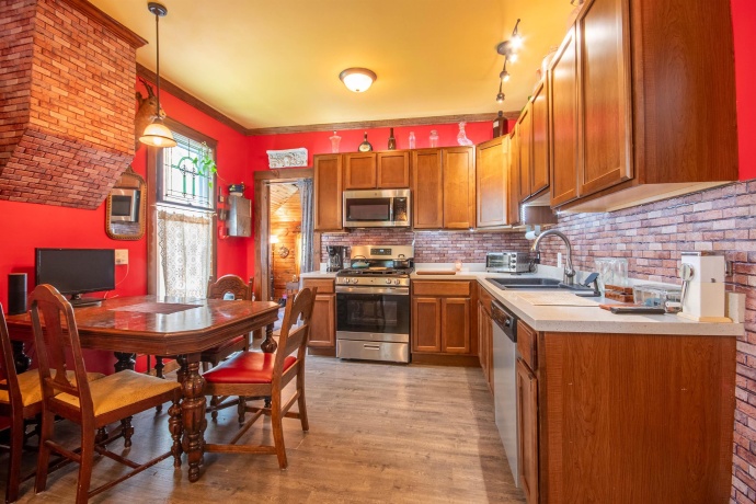 400 2nd, OREGON, Illinois 61061, 3 Bedrooms Bedrooms, ,1 BathroomBathrooms,House,For Sale,2nd,202602622