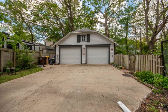 400 2nd, OREGON, Illinois 61061, 3 Bedrooms Bedrooms, ,1 BathroomBathrooms,House,For Sale,2nd,202602622
