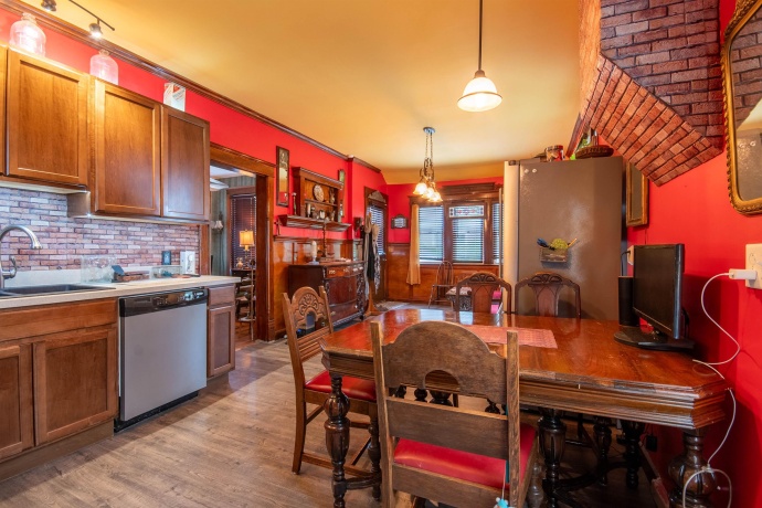 400 2nd, OREGON, Illinois 61061, 3 Bedrooms Bedrooms, ,1 BathroomBathrooms,House,For Sale,2nd,202602622