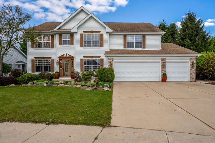 767 LONG ISLAND, LOVES PARK, Illinois 61111, 4 Bedrooms Bedrooms, ,2 BathroomsBathrooms,House,For Sale,LONG ISLAND,202602623