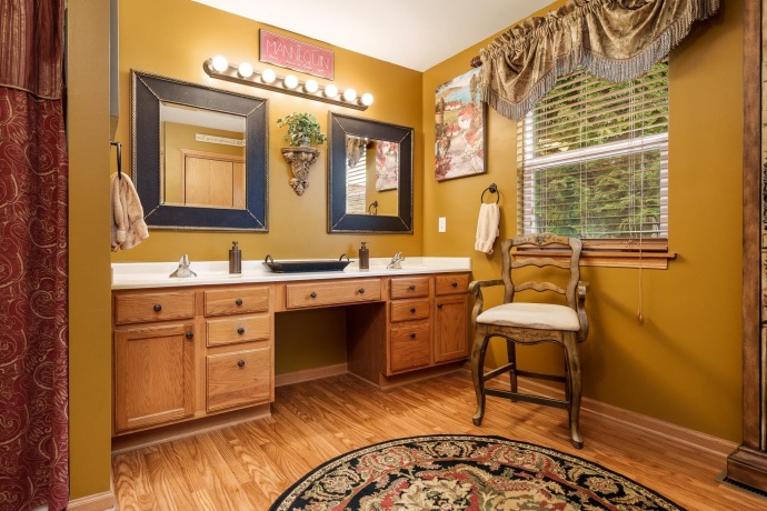 767 LONG ISLAND, LOVES PARK, Illinois 61111, 4 Bedrooms Bedrooms, ,2 BathroomsBathrooms,House,For Sale,LONG ISLAND,202602623