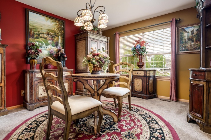 767 LONG ISLAND, LOVES PARK, Illinois 61111, 4 Bedrooms Bedrooms, ,2 BathroomsBathrooms,House,For Sale,LONG ISLAND,202602623