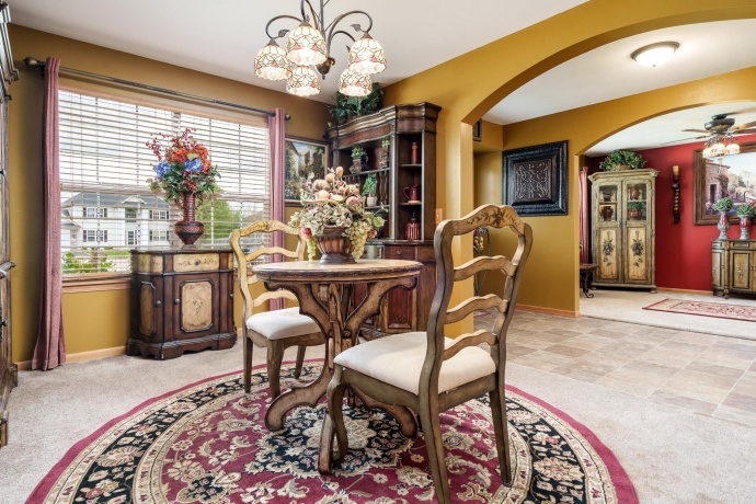 767 LONG ISLAND, LOVES PARK, Illinois 61111, 4 Bedrooms Bedrooms, ,2 BathroomsBathrooms,House,For Sale,LONG ISLAND,202602623