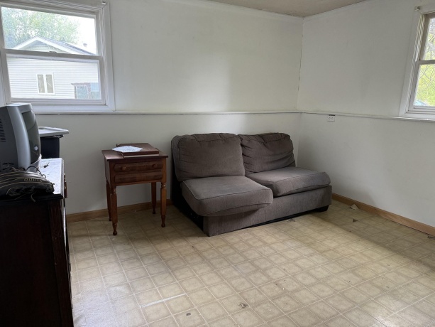 2041 Winchester Drive, FREEPORT, Illinois 61032, 4 Bedrooms Bedrooms, ,3 BathroomsBathrooms,House,For Sale,Winchester Drive,202602625