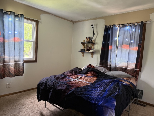 2041 Winchester Drive, FREEPORT, Illinois 61032, 4 Bedrooms Bedrooms, ,3 BathroomsBathrooms,House,For Sale,Winchester Drive,202602625