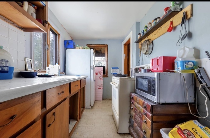 3602 Crowley, ROCKFORD, Illinois 61102, 2 Bedrooms Bedrooms, ,1 BathroomBathrooms,House,For Sale,Crowley,202602626