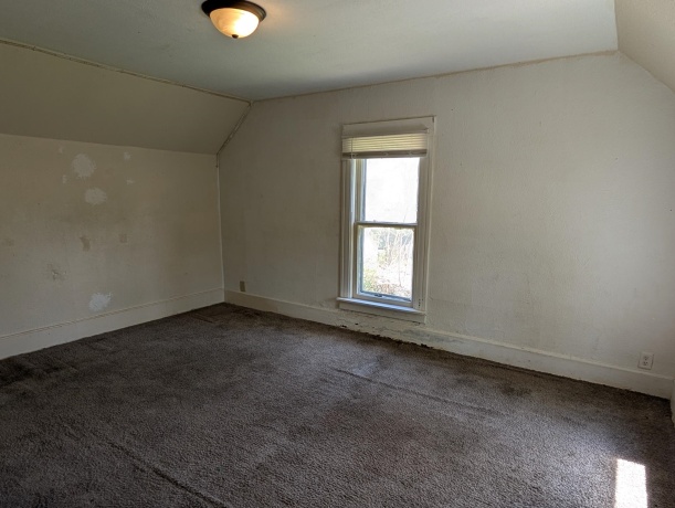 1315 Rotzler, FREEPORT, Illinois 61032, 4 Bedrooms Bedrooms, ,2 BathroomsBathrooms,House,For Sale,Rotzler,202602627