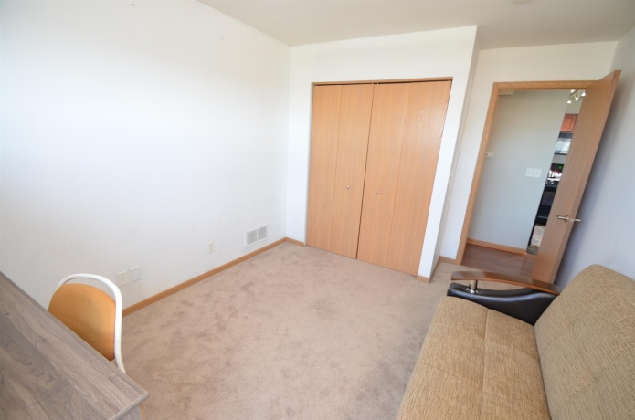 7429 Thomas, LOVES PARK, Illinois 61111, 2 Bedrooms Bedrooms, ,1 BathroomBathrooms,Condominium,For Sale,Thomas,202602628