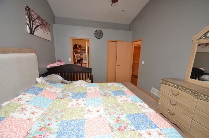 7429 Thomas, LOVES PARK, Illinois 61111, 2 Bedrooms Bedrooms, ,1 BathroomBathrooms,Condominium,For Sale,Thomas,202602628