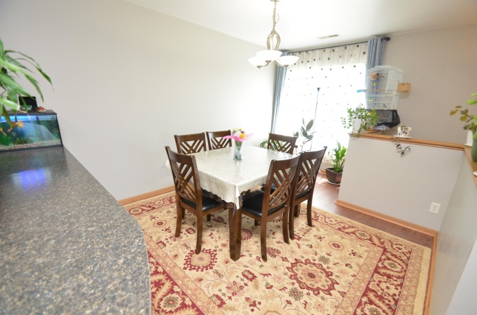 7429 Thomas, LOVES PARK, Illinois 61111, 2 Bedrooms Bedrooms, ,1 BathroomBathrooms,Condominium,For Sale,Thomas,202602628