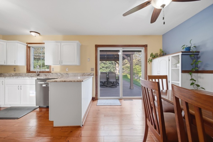 849 Seven Hickory, BYRON, Illinois 61010, 3 Bedrooms Bedrooms, ,1 BathroomBathrooms,House,For Sale,Seven Hickory,202602630