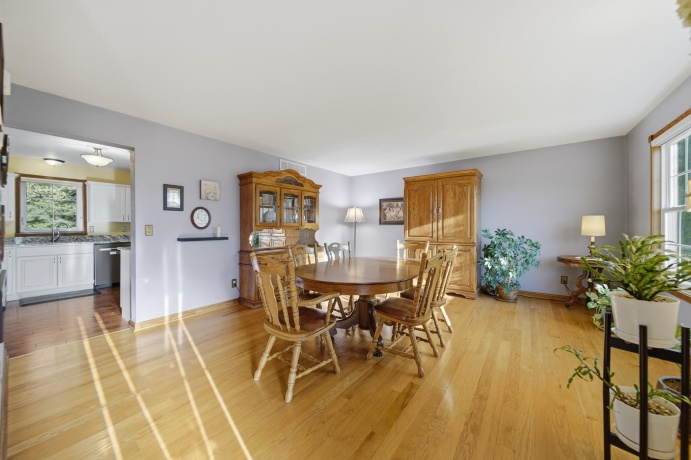 849 Seven Hickory, BYRON, Illinois 61010, 3 Bedrooms Bedrooms, ,1 BathroomBathrooms,House,For Sale,Seven Hickory,202602630