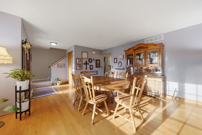 849 Seven Hickory, BYRON, Illinois 61010, 3 Bedrooms Bedrooms, ,1 BathroomBathrooms,House,For Sale,Seven Hickory,202602630