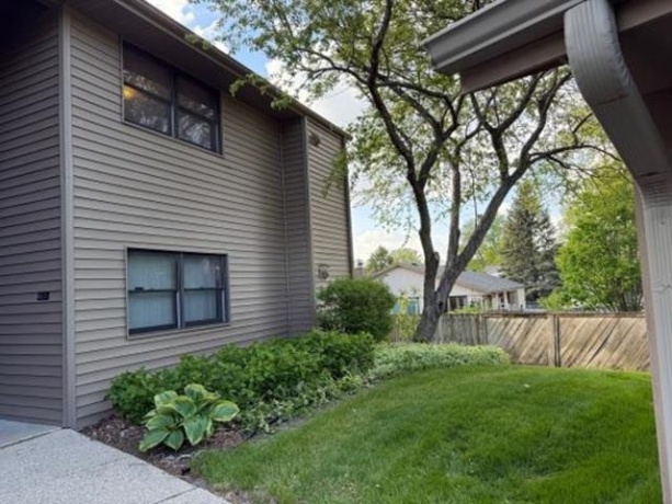 2762 Atherton Lane #22, ROCKFORD, Illinois 61114, 2 Bedrooms Bedrooms, ,2 BathroomsBathrooms,Condominium,For Sale,Atherton Lane #22,202602631