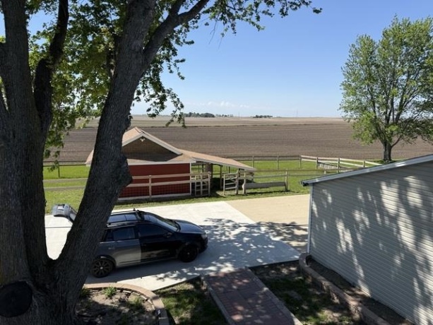 1981 8th Rd, Tonica, Illinois 61370, 4 Bedrooms Bedrooms, ,4 BathroomsBathrooms,House,For Sale,8th Rd,202602634