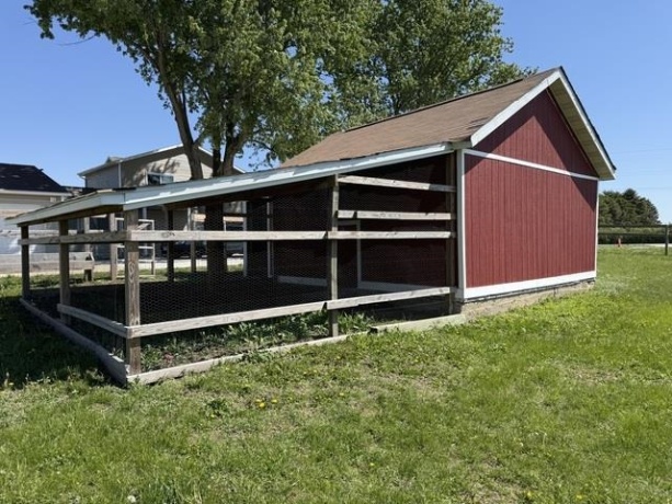 1981 8th Rd, Tonica, Illinois 61370, 4 Bedrooms Bedrooms, ,4 BathroomsBathrooms,House,For Sale,8th Rd,202602634