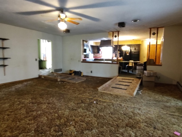 100 State, POPLAR GROVE, Illinois 61065, ,3 - 4 Units,For Sale,State,202602636