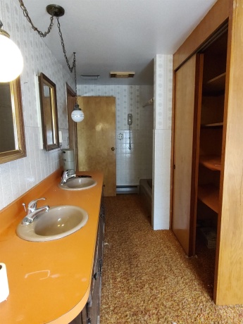 100 State, POPLAR GROVE, Illinois 61065, ,3 - 4 Units,For Sale,State,202602636