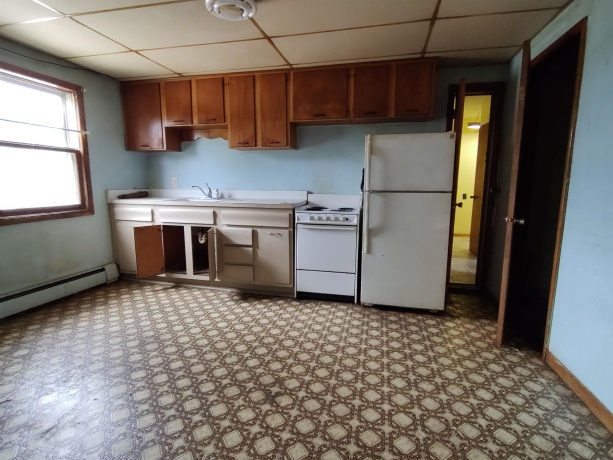 100 State, POPLAR GROVE, Illinois 61065, ,3 - 4 Units,For Sale,State,202602636