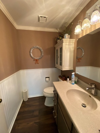 836 Golf Course, CRYSTAL LAKE, Illinois 60014, 3 Bedrooms Bedrooms, ,2 BathroomsBathrooms,House,For Sale,Golf Course,202602637