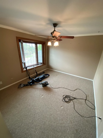 836 Golf Course, CRYSTAL LAKE, Illinois 60014, 3 Bedrooms Bedrooms, ,2 BathroomsBathrooms,House,For Sale,Golf Course,202602637