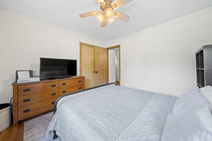 916 Hawthorne, ROCKFORD, Illinois 61108, 3 Bedrooms Bedrooms, ,1 BathroomBathrooms,House,For Sale,Hawthorne,202602640