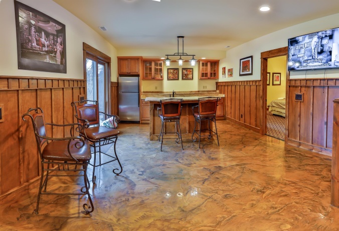 124 Blackhawk, GALENA, Illinois 61036, 6 Bedrooms Bedrooms, ,6 BathroomsBathrooms,House,For Sale,Blackhawk,202602642