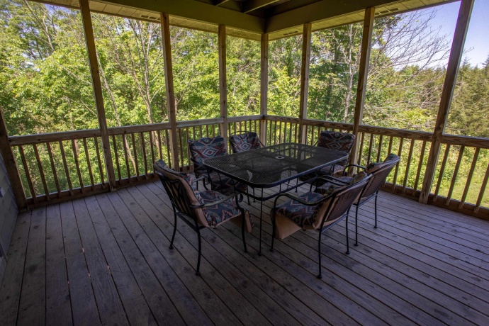 124 Blackhawk, GALENA, Illinois 61036, 6 Bedrooms Bedrooms, ,6 BathroomsBathrooms,House,For Sale,Blackhawk,202602642