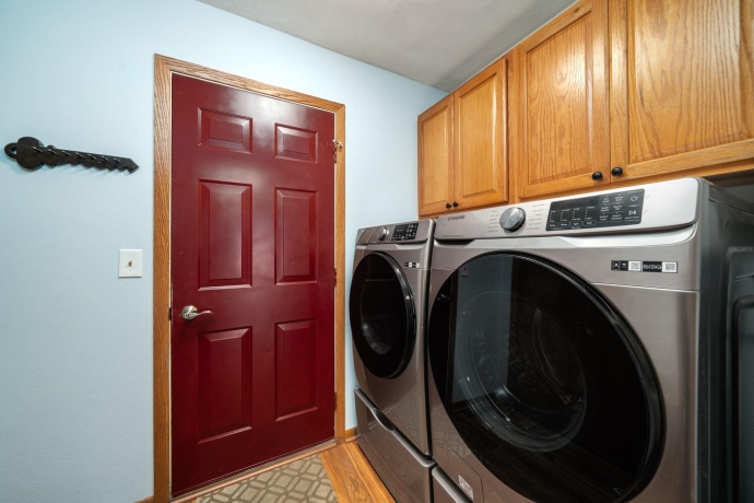 11103 Downing, ROSCOE, Illinois 61073, 3 Bedrooms Bedrooms, ,3 BathroomsBathrooms,House,For Sale,Downing,202602644