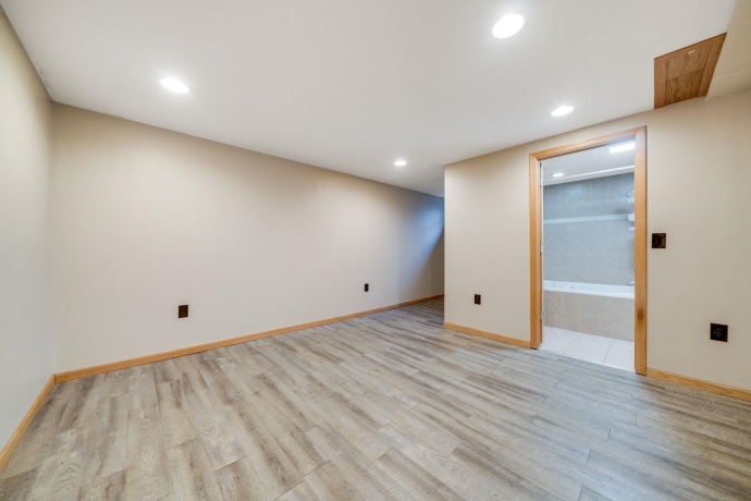 11103 Downing, ROSCOE, Illinois 61073, 3 Bedrooms Bedrooms, ,3 BathroomsBathrooms,House,For Sale,Downing,202602644