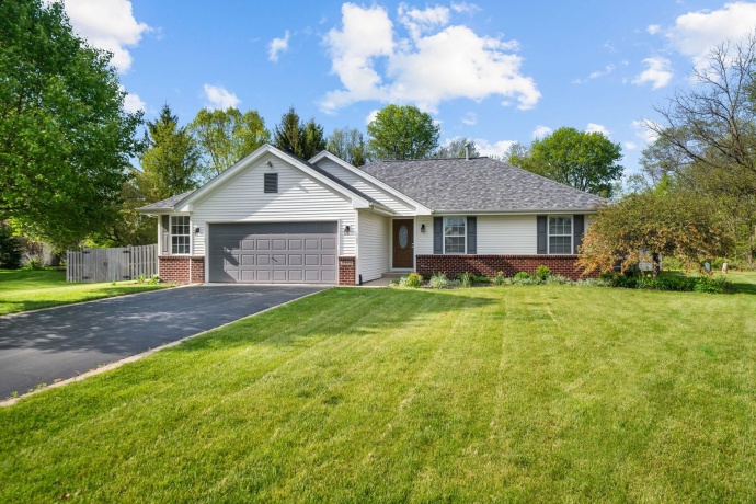 11103 Downing, ROSCOE, Illinois 61073, 3 Bedrooms Bedrooms, ,3 BathroomsBathrooms,House,For Sale,Downing,202602644