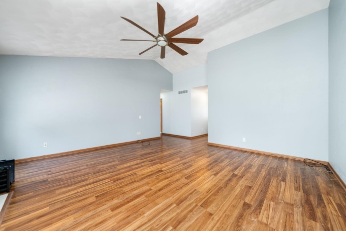 11103 Downing, ROSCOE, Illinois 61073, 3 Bedrooms Bedrooms, ,3 BathroomsBathrooms,House,For Sale,Downing,202602644