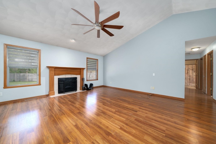 11103 Downing, ROSCOE, Illinois 61073, 3 Bedrooms Bedrooms, ,3 BathroomsBathrooms,House,For Sale,Downing,202602644