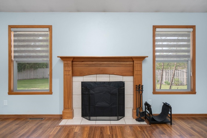 11103 Downing, ROSCOE, Illinois 61073, 3 Bedrooms Bedrooms, ,3 BathroomsBathrooms,House,For Sale,Downing,202602644