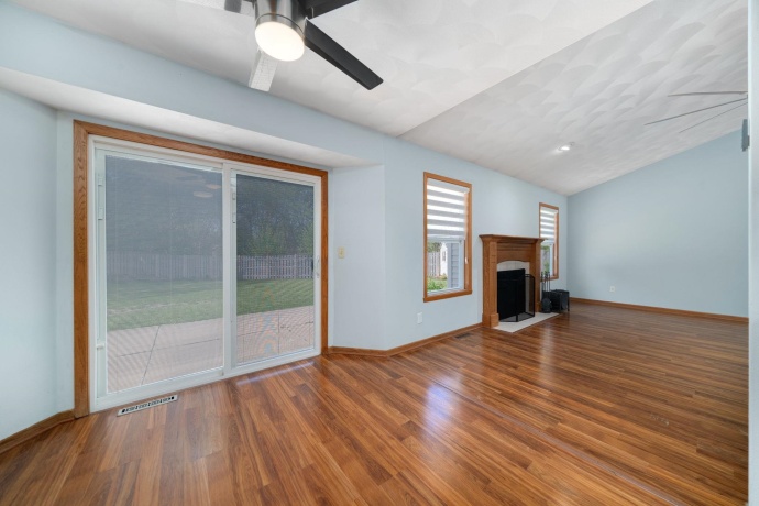 11103 Downing, ROSCOE, Illinois 61073, 3 Bedrooms Bedrooms, ,3 BathroomsBathrooms,House,For Sale,Downing,202602644