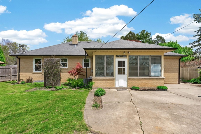 3508 FREMONT, ROCKFORD, Illinois 61103, 2 Bedrooms Bedrooms, ,1 BathroomBathrooms,House,For Sale,FREMONT,202602645