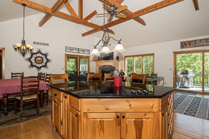 8 Trillium, GALENA, Illinois 61036, 6 Bedrooms Bedrooms, ,5 BathroomsBathrooms,House,For Sale,Trillium,202602647