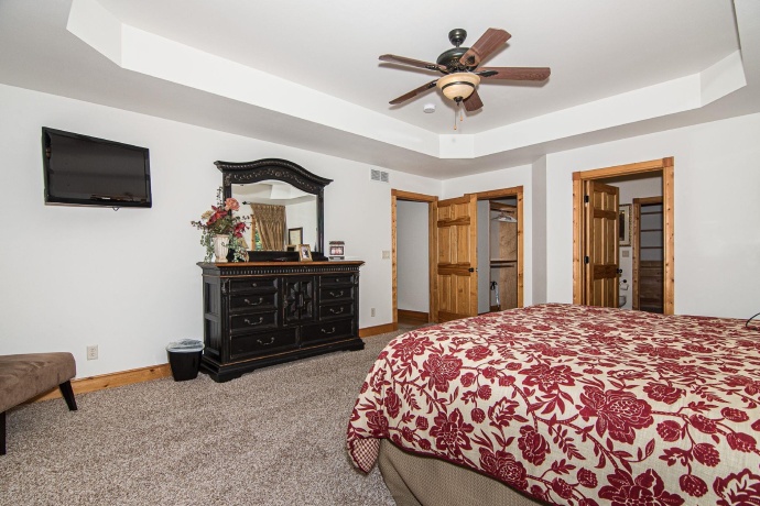 8 Trillium, GALENA, Illinois 61036, 6 Bedrooms Bedrooms, ,5 BathroomsBathrooms,House,For Sale,Trillium,202602647