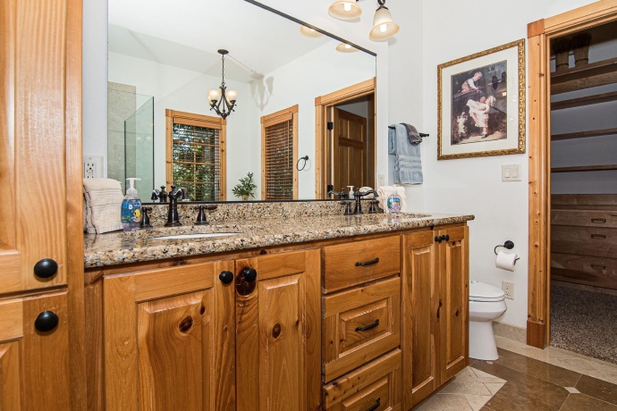 8 Trillium, GALENA, Illinois 61036, 6 Bedrooms Bedrooms, ,5 BathroomsBathrooms,House,For Sale,Trillium,202602647