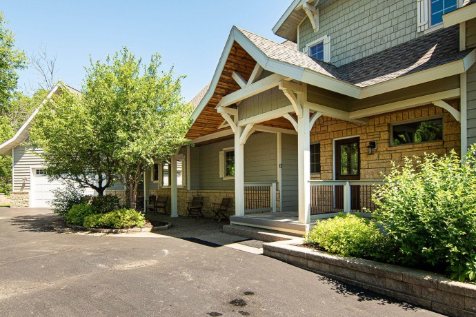 8 Trillium, GALENA, Illinois 61036, 6 Bedrooms Bedrooms, ,5 BathroomsBathrooms,House,For Sale,Trillium,202602647