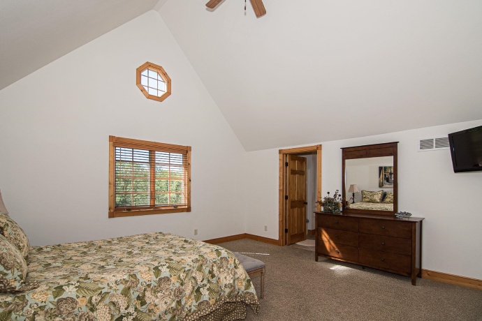8 Trillium, GALENA, Illinois 61036, 6 Bedrooms Bedrooms, ,5 BathroomsBathrooms,House,For Sale,Trillium,202602647